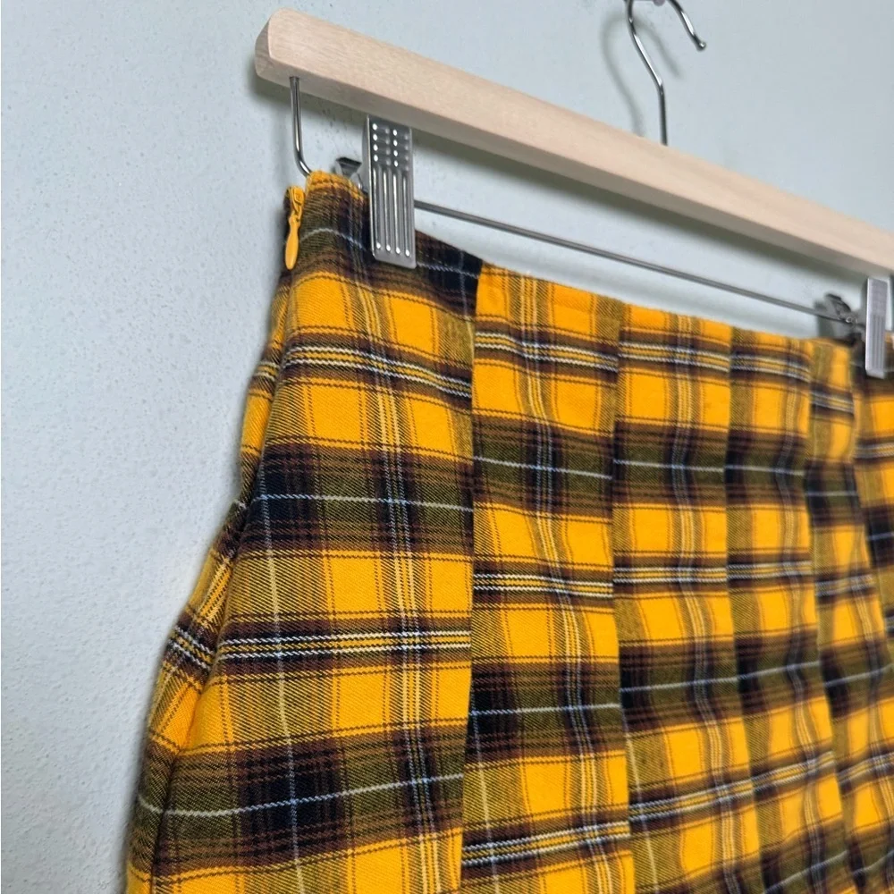 Yellow Plaid Clueless Style Pleated Mini Skirt‎ Size Medium